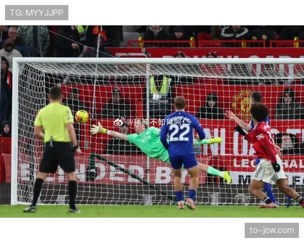 埃弗顿门将皮克福德多次神扑 太妃糖防守体系经受住考验