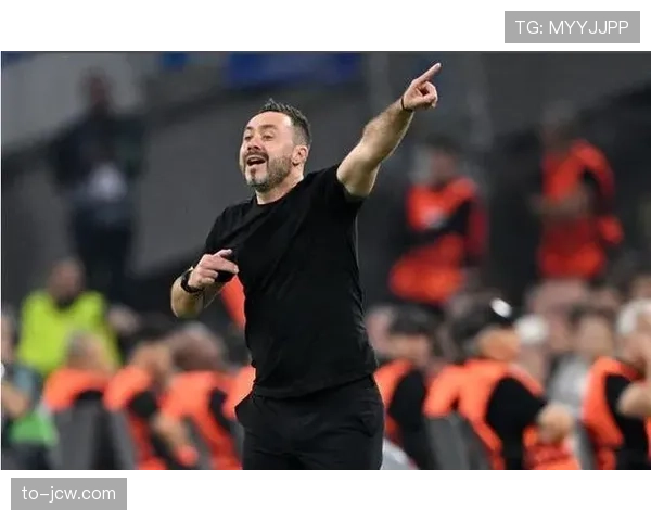 布莱顿本赛季主场面对强队表现稳定,德泽尔比战术体系逐渐成熟 布莱顿本赛季主场面对强队表现稳定,德泽尔比战术体系逐渐成熟